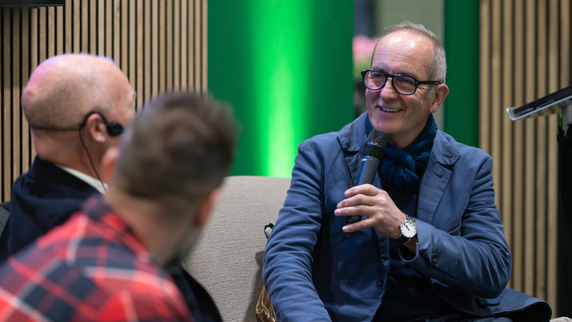 Kevin McCloud hosting a session at the Sustainable Future Theatre at Grand Designs Live in London 2022. Morph Bricks will be creating the theatre for the Birmingham 2023 and London 2024 shows.